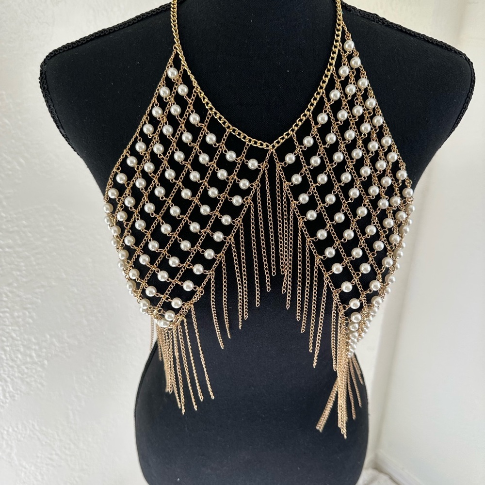 Women’s Pearl Body Chain